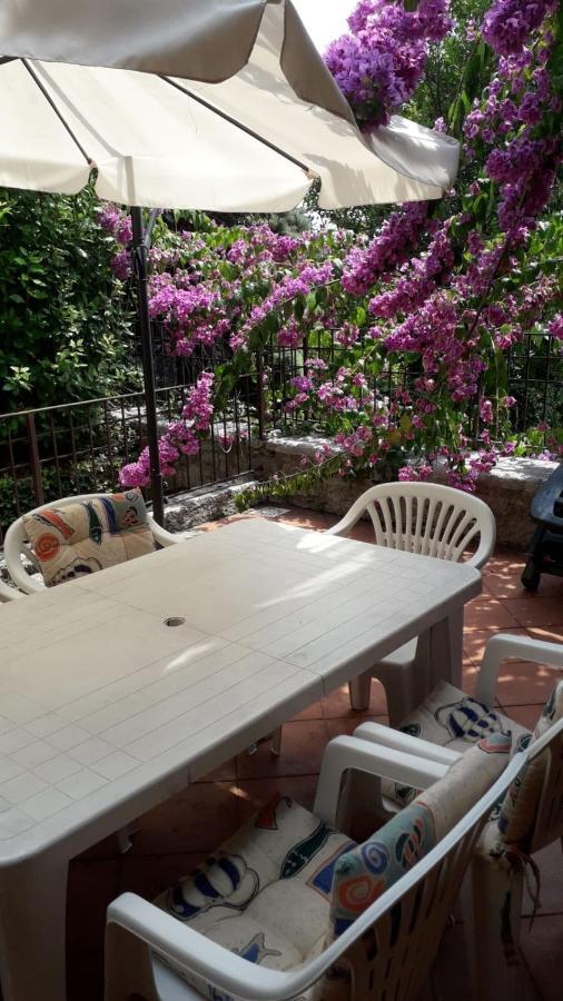 Holiday House Camillina سالو المظهر الخارجي الصورة